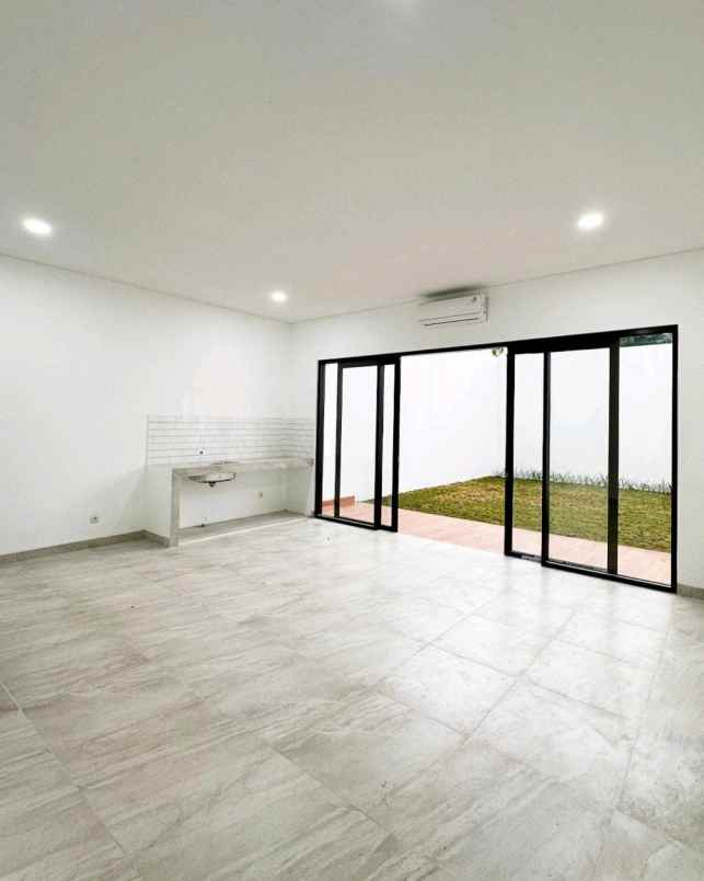 dijual rumah jalan raya ciputat