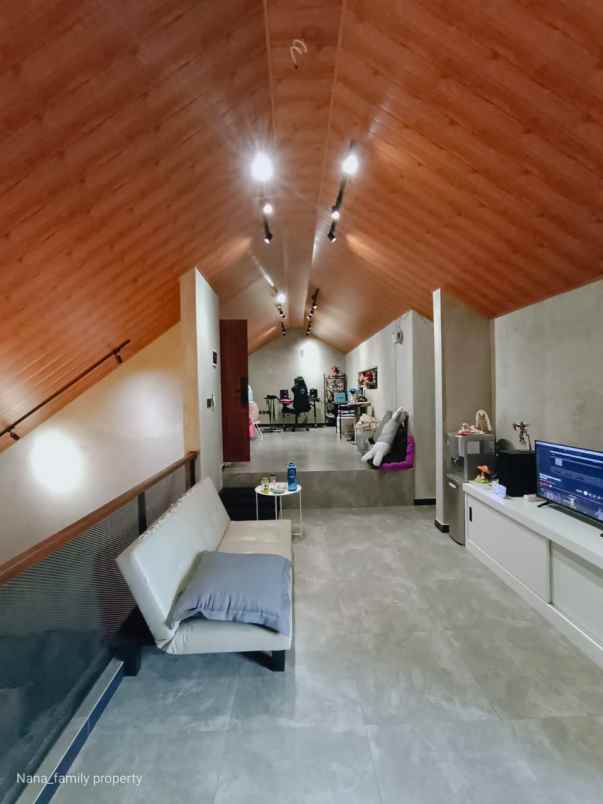 dijual rumah jalan raya joglo kembangan