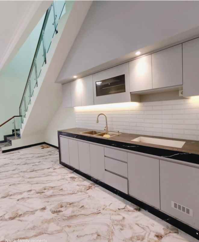 dijual rumah jalan raya komplek dki joglo