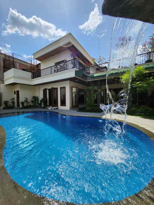 dijual rumah jalan raya pejaten jakarta