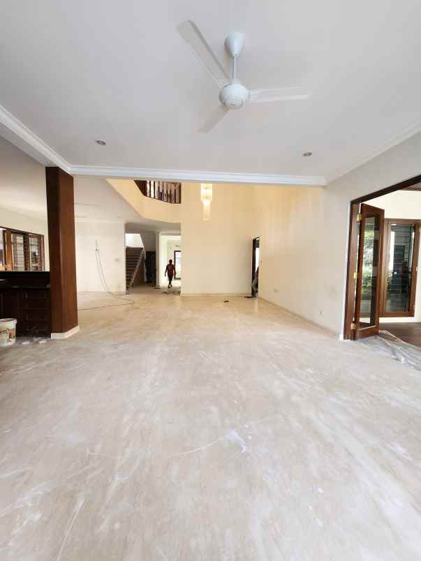 dijual rumah jalan raya pejaten jakarta