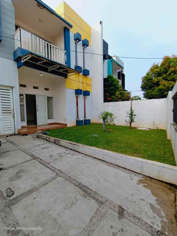 dijual rumah jalan raya pesanggrahan