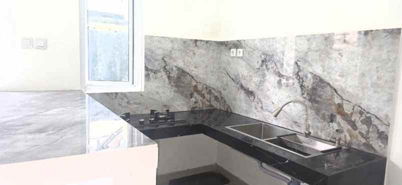 dijual rumah jatibening