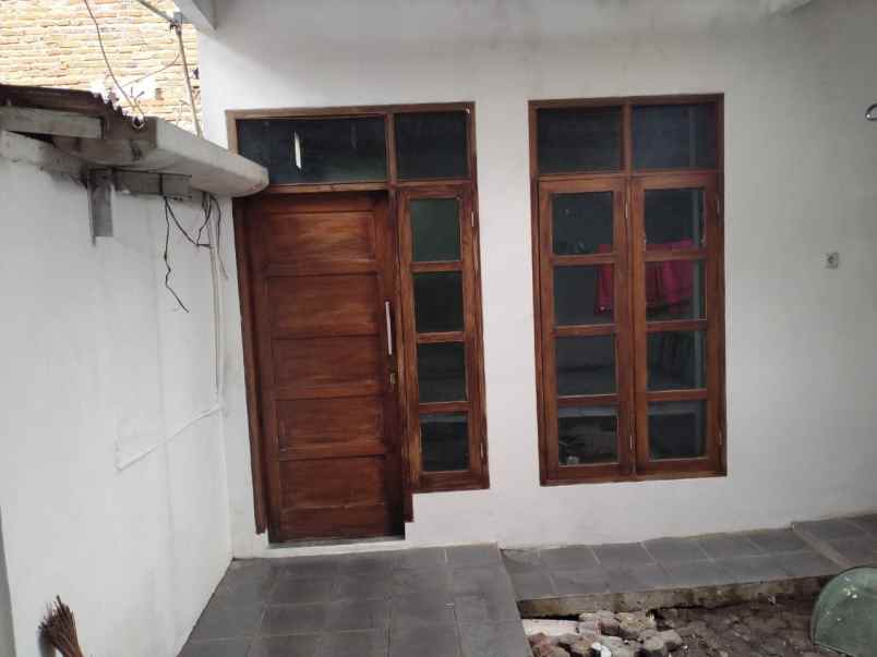 dijual rumah jatibening dekat ke