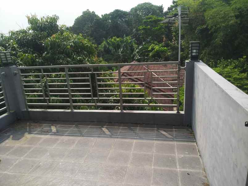 dijual rumah jatimulya kec cilodong