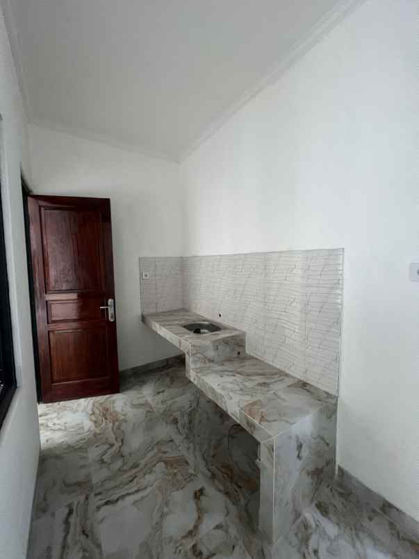 dijual rumah jatisari