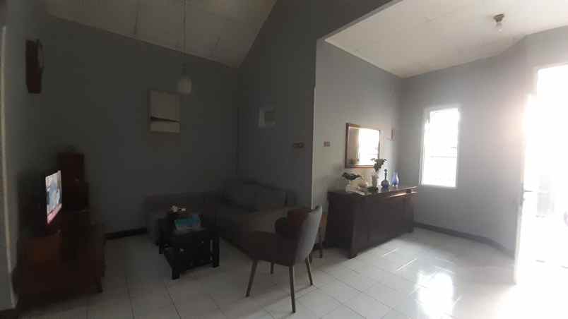 dijual rumah jatiwaringin pondok gede