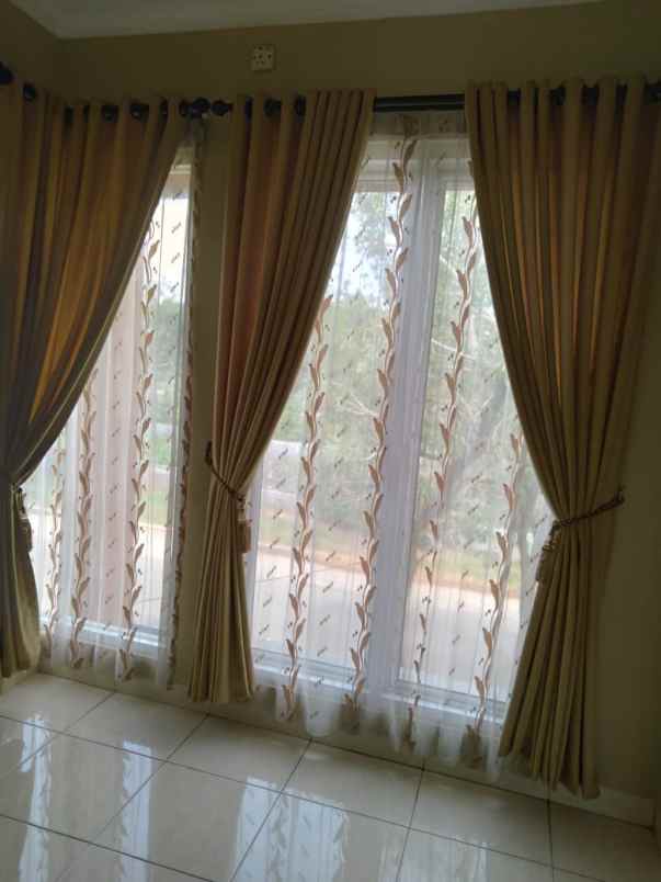 dijual rumah jelupang