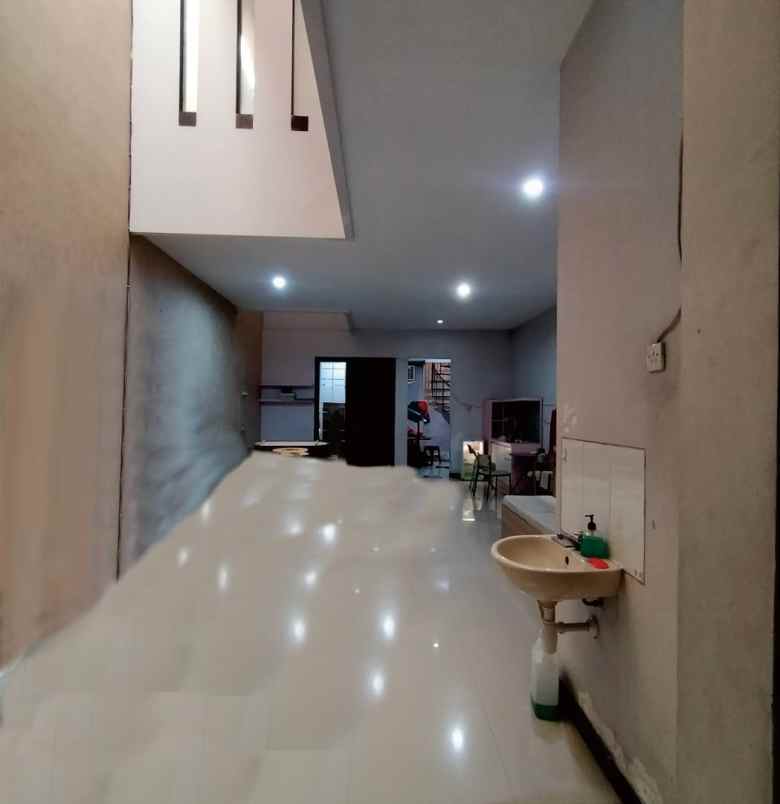 dijual rumah jemursari surabaya