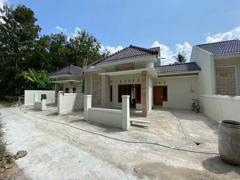 dijual rumah jitar sumberarum kec