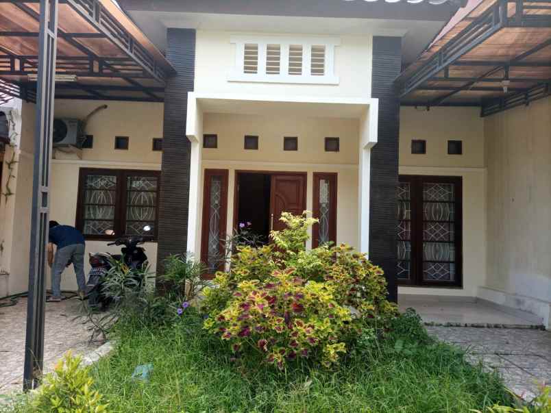 dijual rumah jl anggrek 3 tirtajaya kec