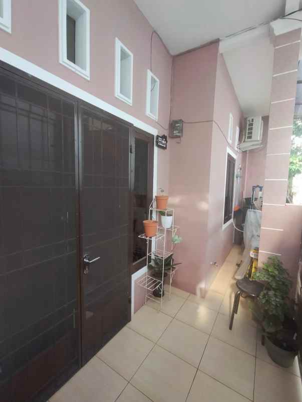 dijual rumah jl bintara 8 bekasi barat