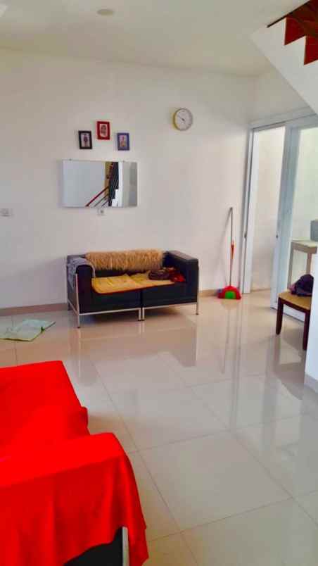 dijual rumah jl bojong koneng pahlawan