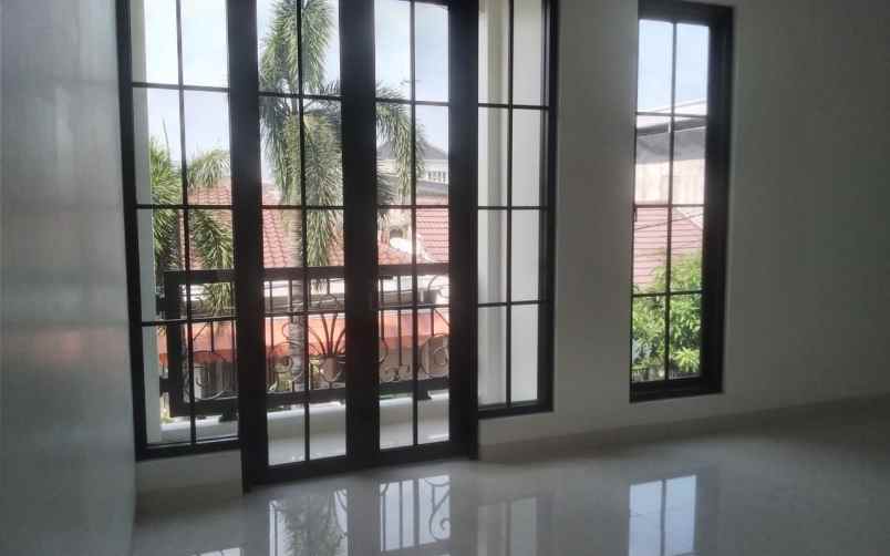 dijual rumah jl cinere raya cinere depok