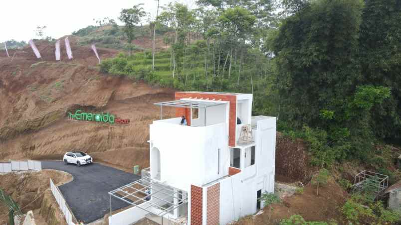 dijual rumah jl cirendeu bina karya