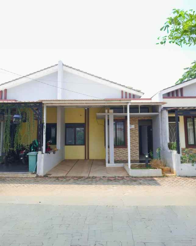 dijual rumah jl cisaat setu telajung