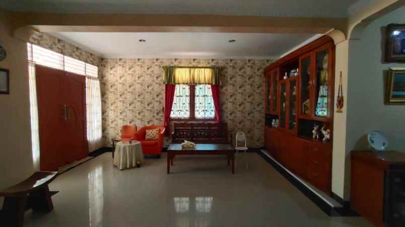 dijual rumah jl delta barat pekayon