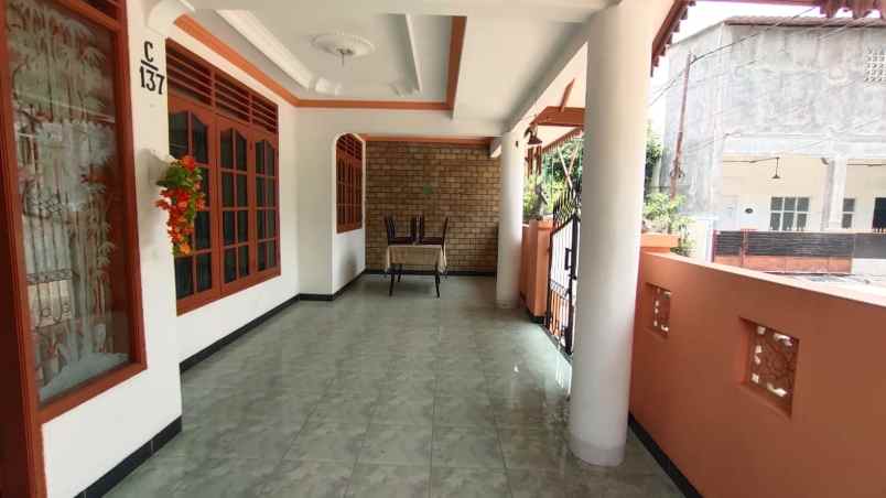 dijual rumah jl delta barat pekayon