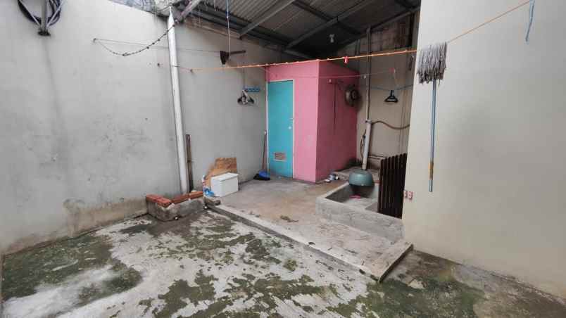 dijual rumah jl h atim emat kalibaru