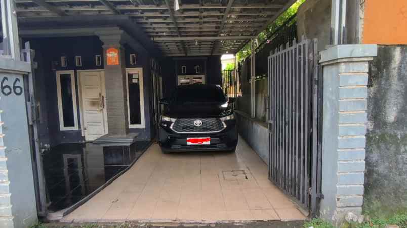 dijual rumah jl hasan niung tanah baru