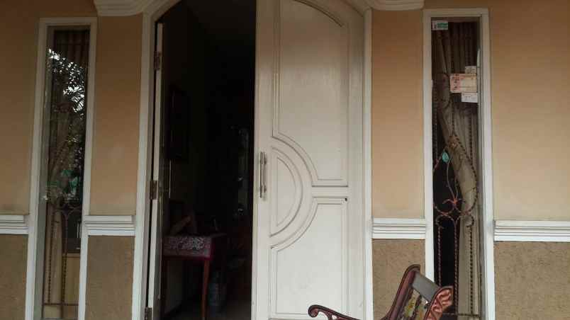 dijual rumah jl inspeksi tarum barat