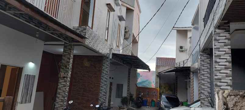 dijual rumah jl kalisari ii pasarrebo