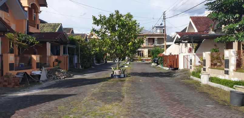 dijual rumah jl kaliurang