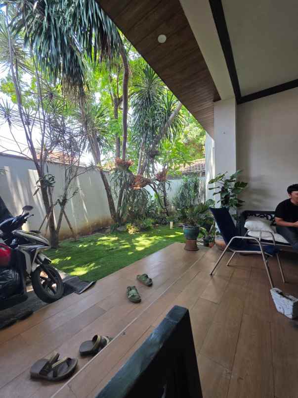 dijual rumah jl kancra bubat bandung
