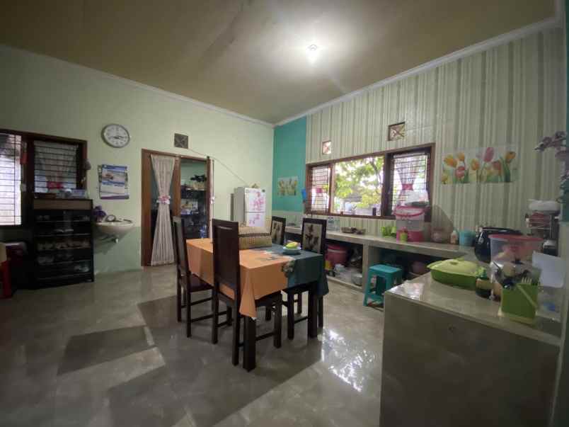 dijual rumah jl kartini rt3 rw2 dsn