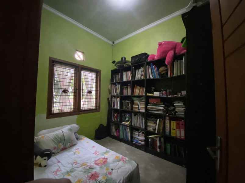 dijual rumah jl kartini rt3 rw2 dsn