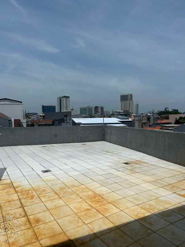 dijual rumah jl kartini sawah besar