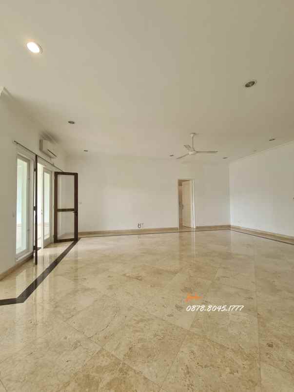 dijual rumah jl kemang selatan