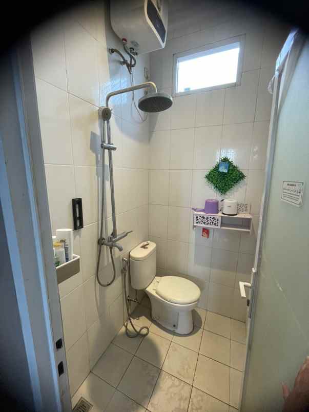 dijual rumah jl kembar srimahi