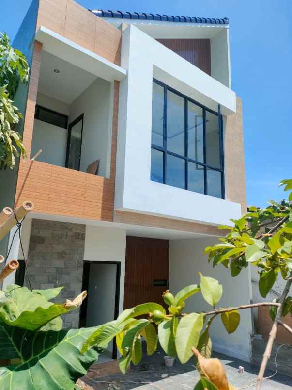 dijual rumah jl kramat iii