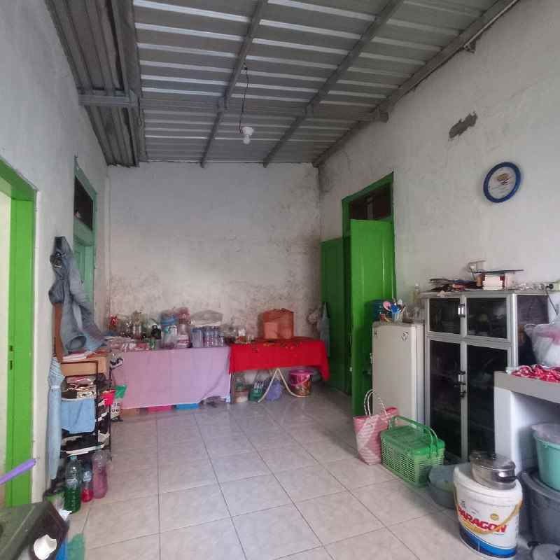 dijual rumah jl maspati surabaya