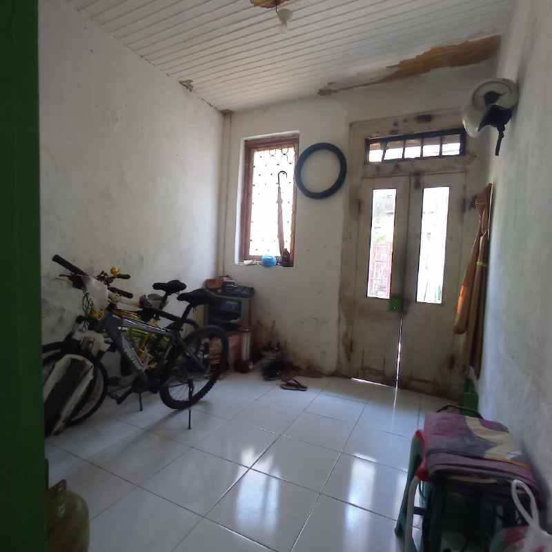 dijual rumah jl maspati surabaya