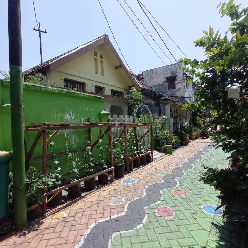 dijual rumah jl maspati surabaya