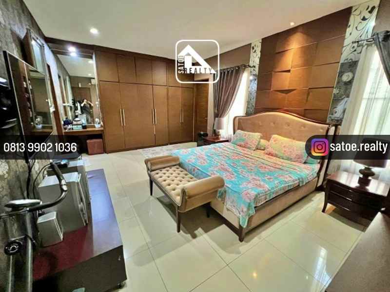 dijual rumah jl meruya selatan joglo