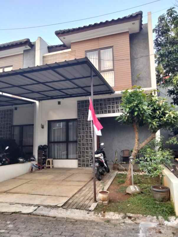 dijual rumah jl mujahidin