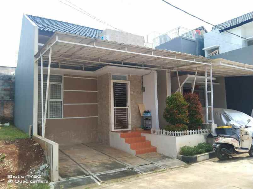 dijual rumah jl nucifera jatiasih bekasi