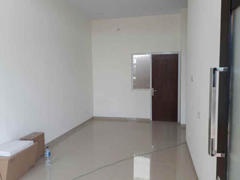 dijual rumah jl nucifera jatiasih bekasi