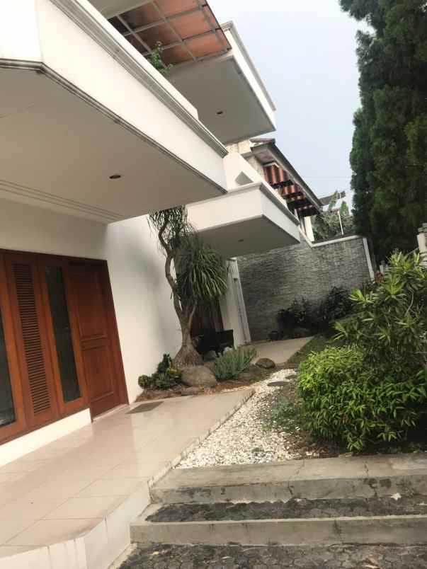 dijual rumah jl pancoran jakarta selatan