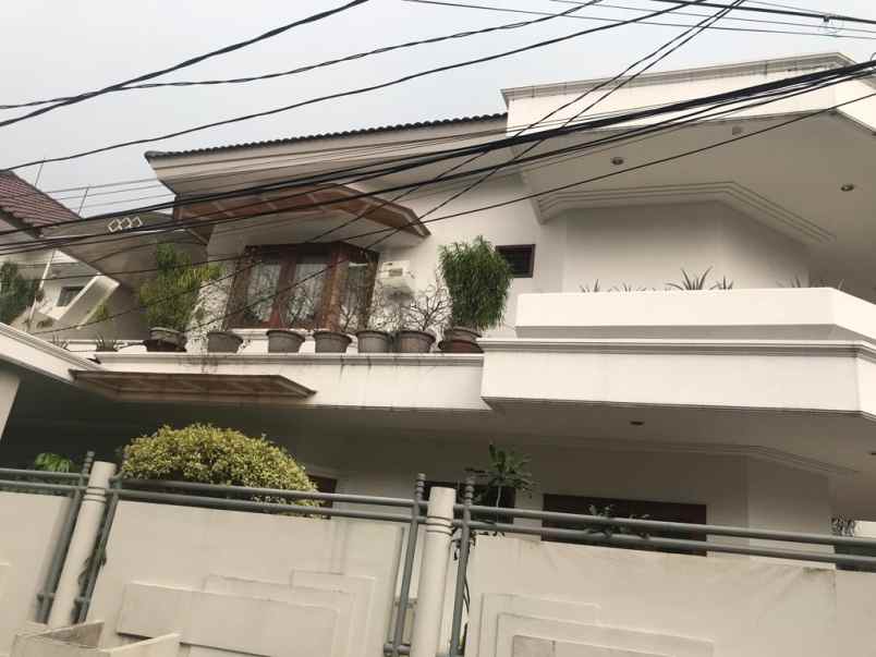 dijual rumah jl pancoran jakarta selatan