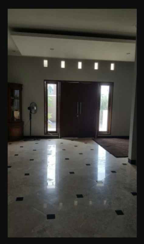 dijual rumah jl pangrango jatibening