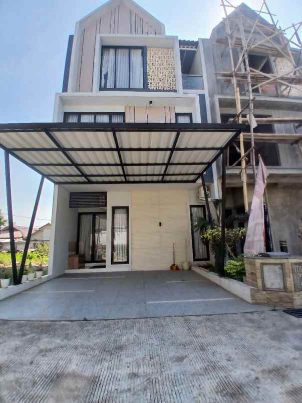 dijual rumah jl pejaten barat pasar