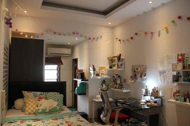 dijual rumah jl permata hijau grogol