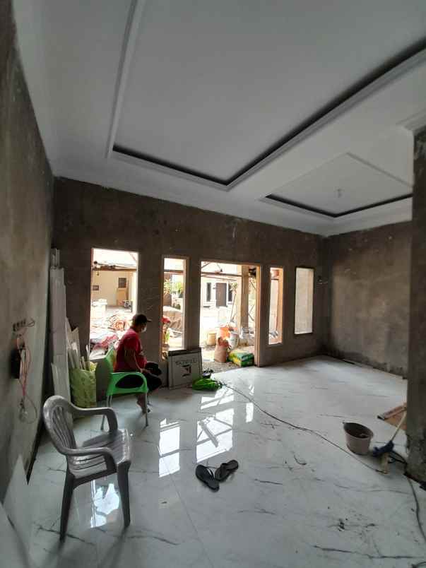 dijual rumah jl pitara raya