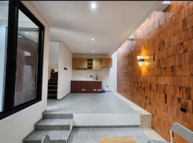 dijual rumah jl pondok betung raya