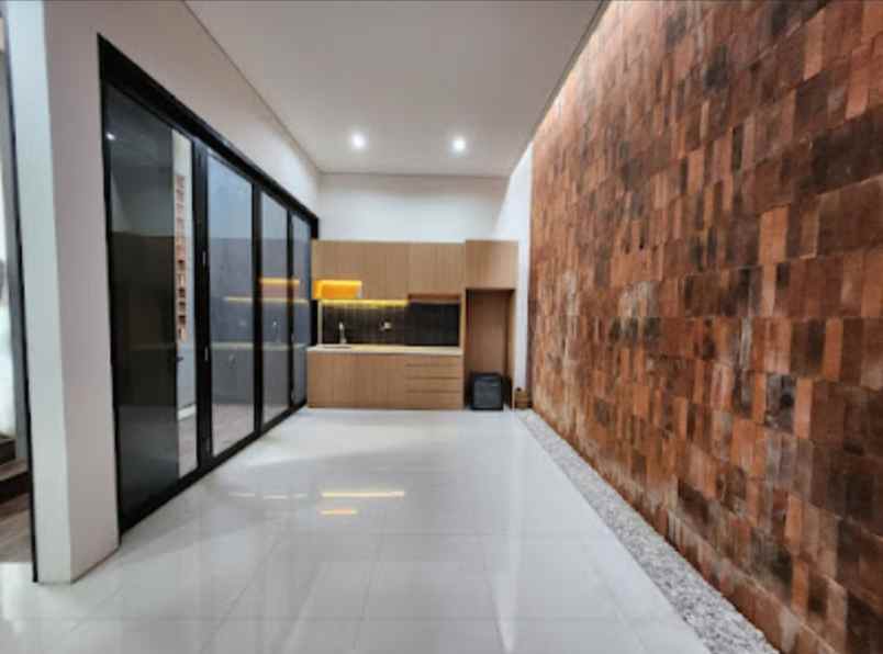 dijual rumah jl pondok betung raya