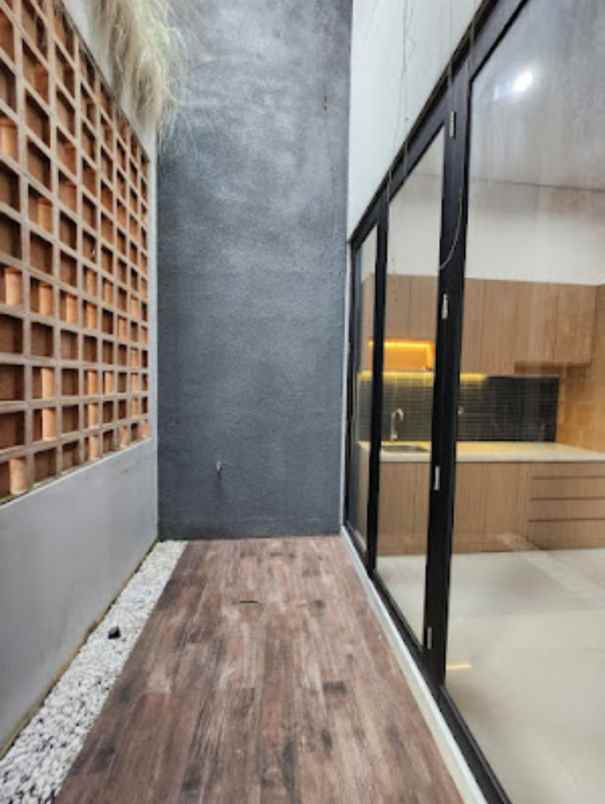 dijual rumah jl pondok betung raya